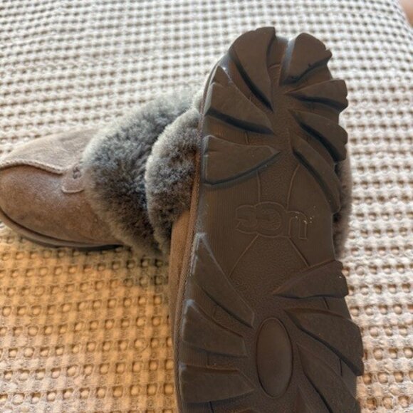 Ugg Coquette Slippers for Women - Picture 3 of 5